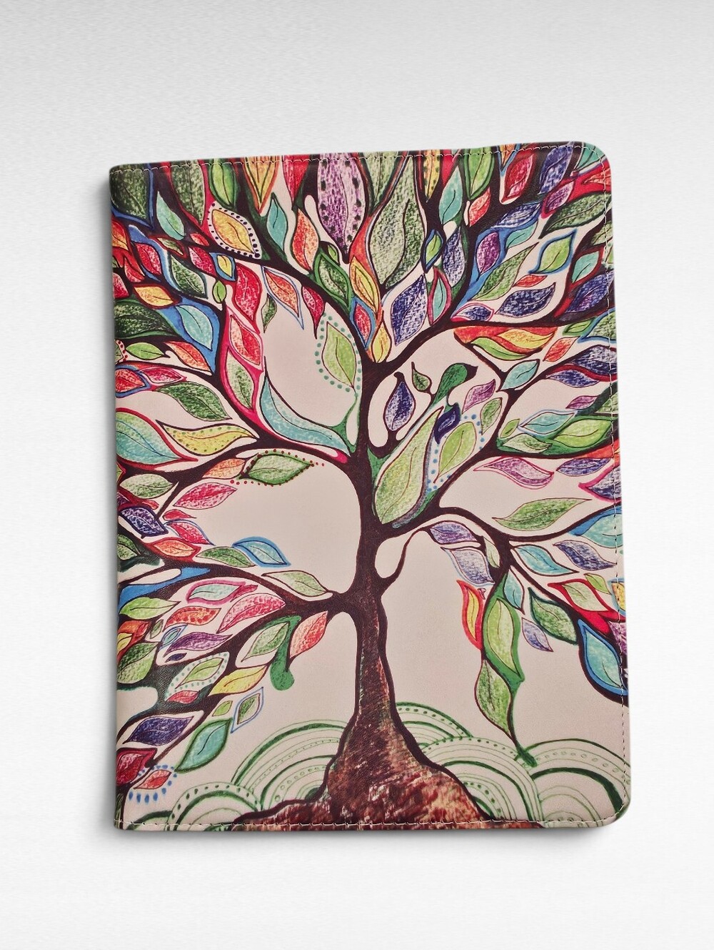 Fintie Rotating Protective Case for iPad 7th Gen 10.2 Inch 2019 Love Tree